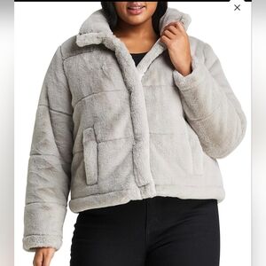 NWT - Estelle Women's - Geneva Plush Jacket, Size 2X